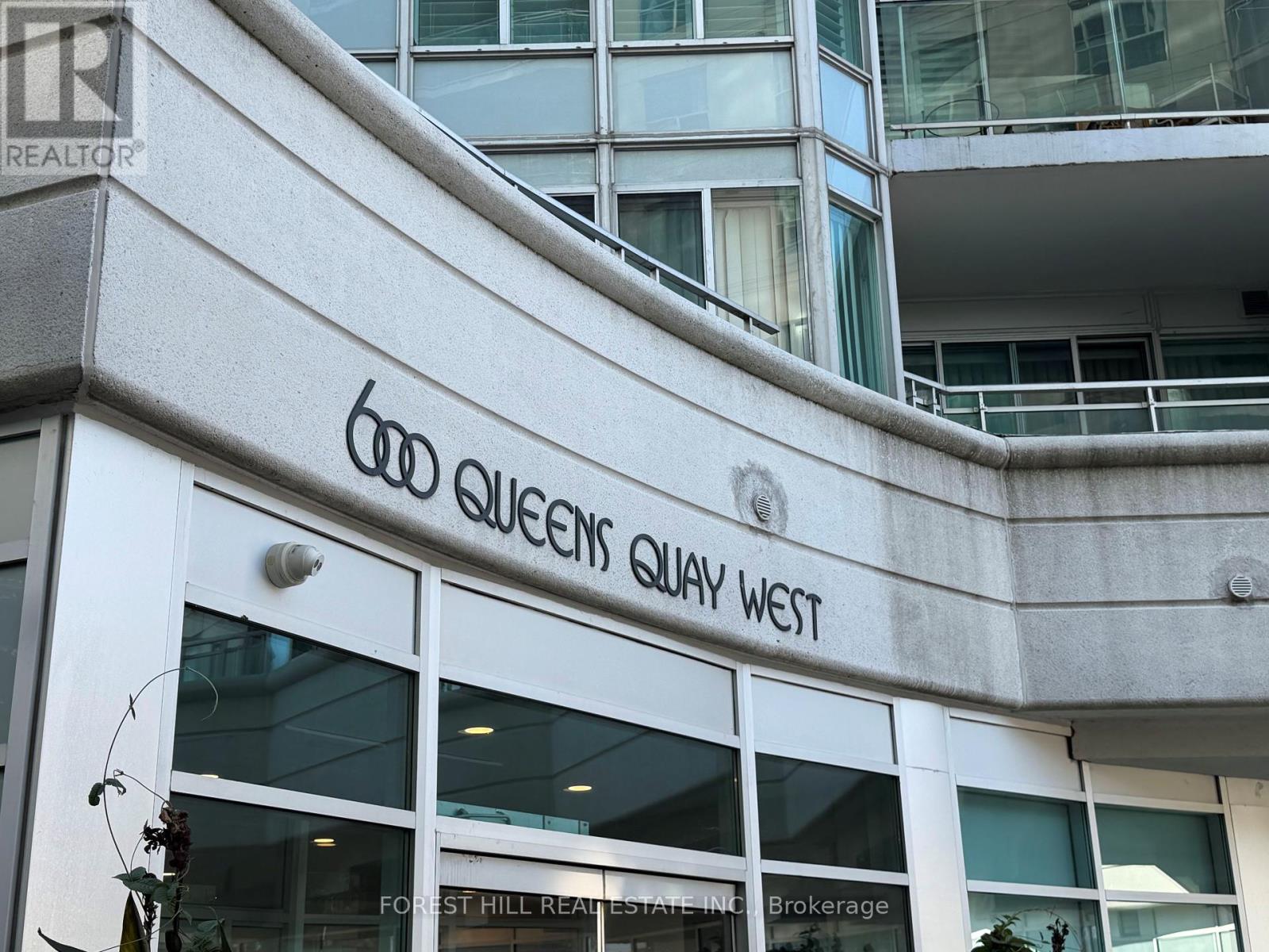 826 - 600 QUEENS QUAY AVENUE W, Toronto, Ontario