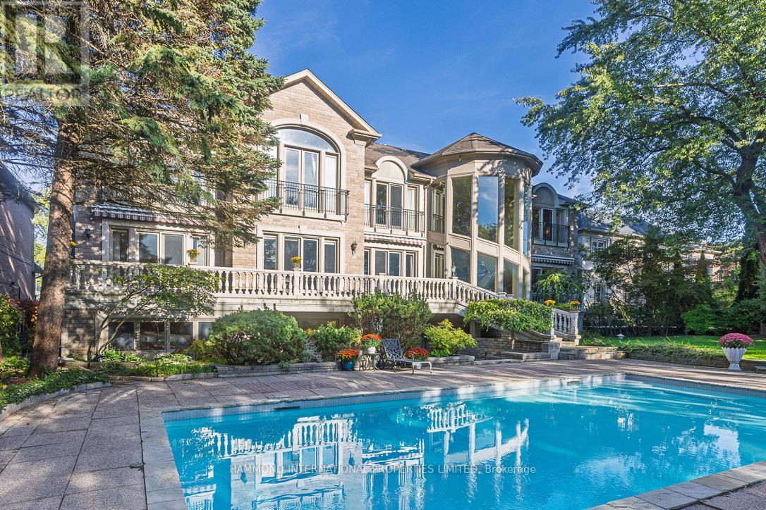 32 Arjay Crescent, Toronto (Bridle Path-Sunnybrook-York Mills), Ontario  M2L 1C7 - Photo 5 - C12449015