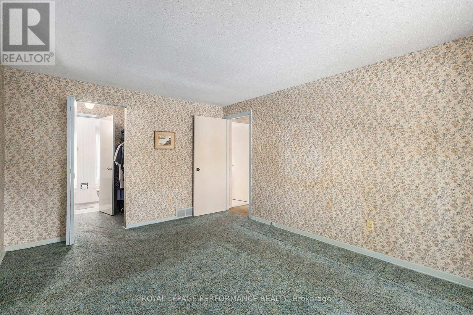 1842 Playfair Drive, Ottawa, Ontario  K1H 5S1 - Photo 14 - X12449038