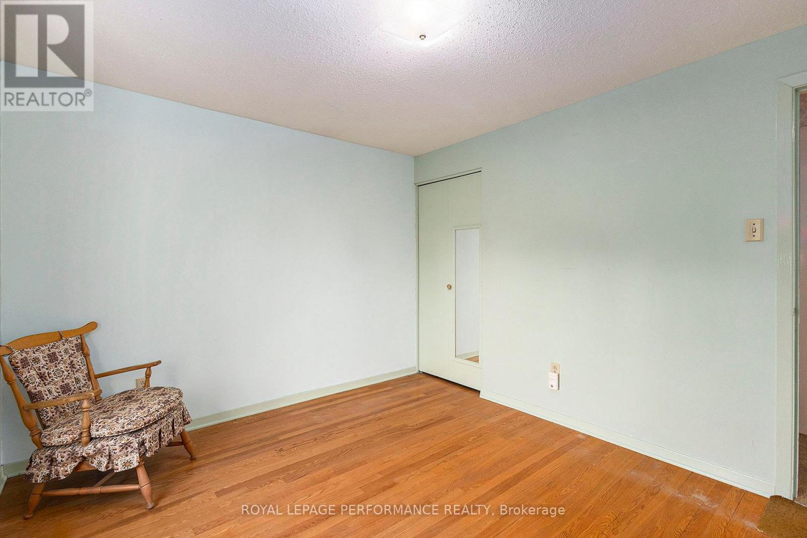 1842 Playfair Drive, Ottawa, Ontario  K1H 5S1 - Photo 19 - X12449038