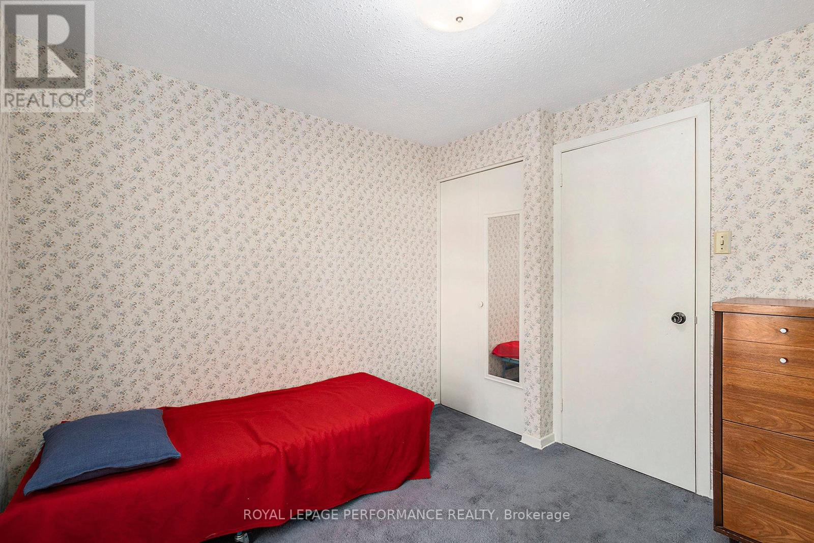 1842 Playfair Drive, Ottawa, Ontario  K1H 5S1 - Photo 25 - X12449038