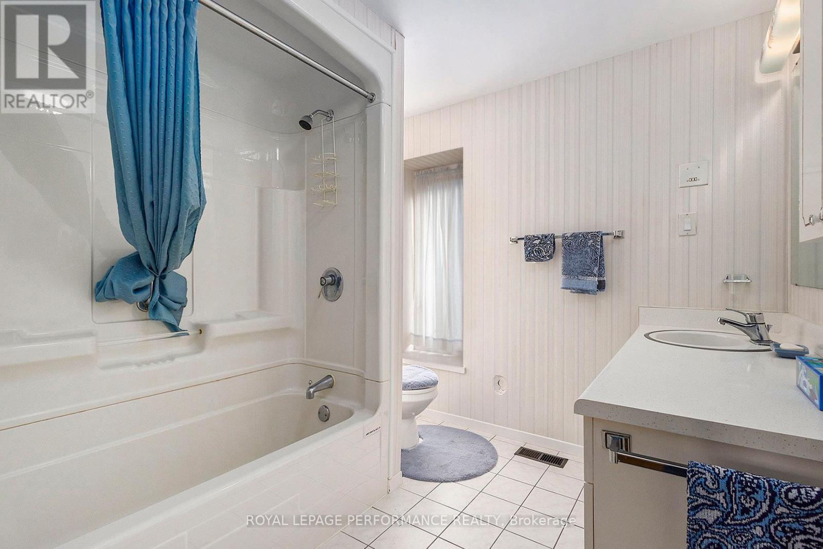 1842 Playfair Drive, Ottawa, Ontario  K1H 5S1 - Photo 26 - X12449038