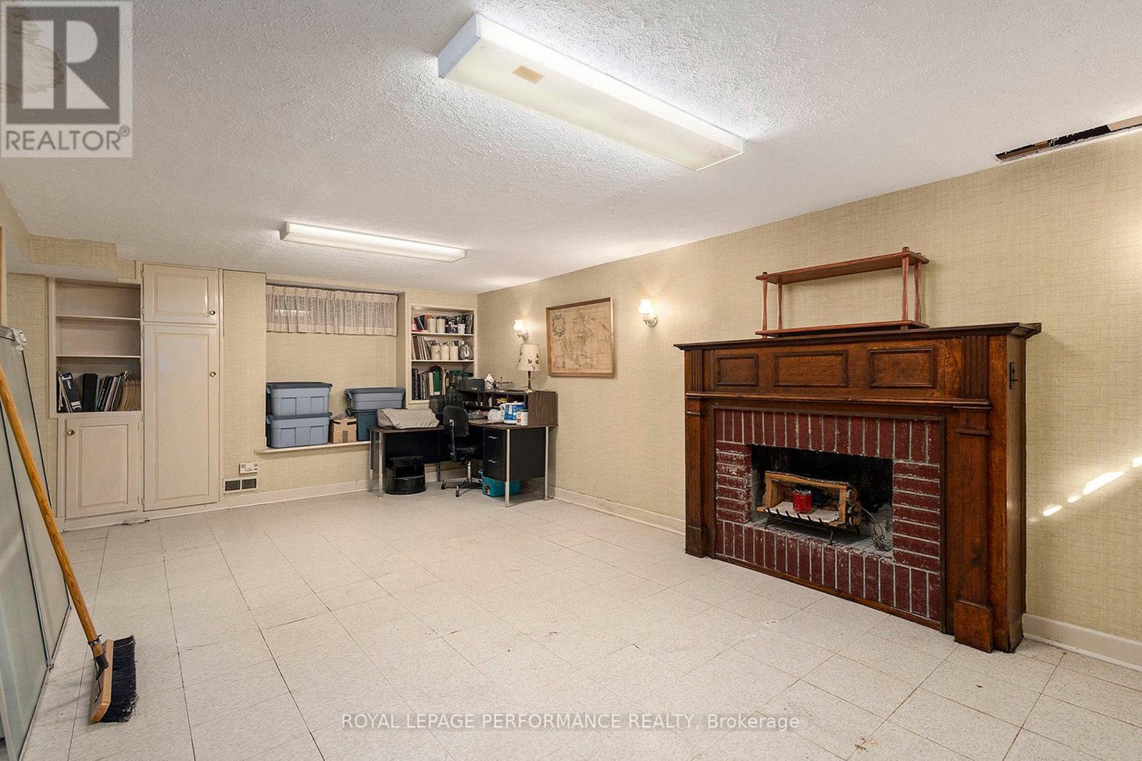 1842 Playfair Drive, Ottawa, Ontario  K1H 5S1 - Photo 29 - X12449038