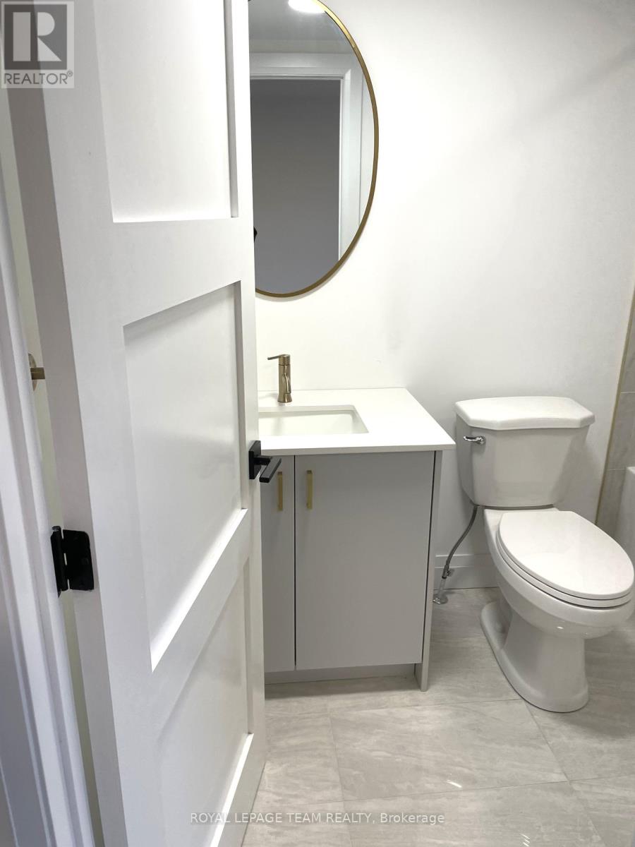 503 Athlone Avenue, Ottawa, Ontario  K1Z 5M9 - Photo 17 - X12449100