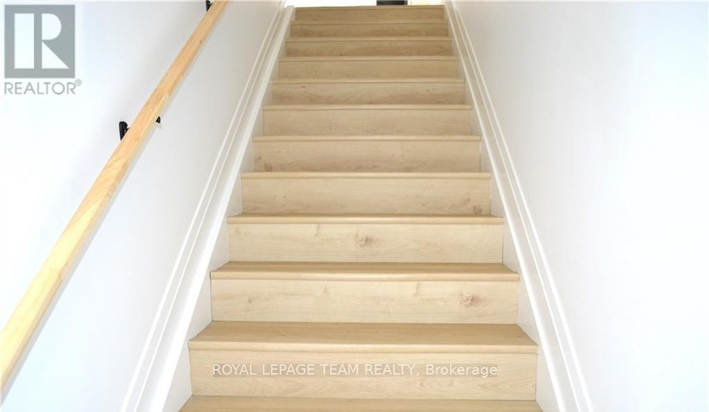 503 Athlone Avenue, Ottawa, Ontario  K1Z 5M9 - Photo 24 - X12449100