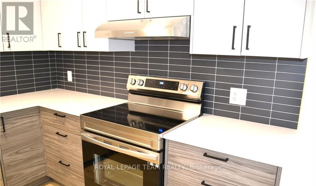 503 Athlone Avenue, Ottawa, Ontario  K1Z 5M9 - Photo 26 - X12449100