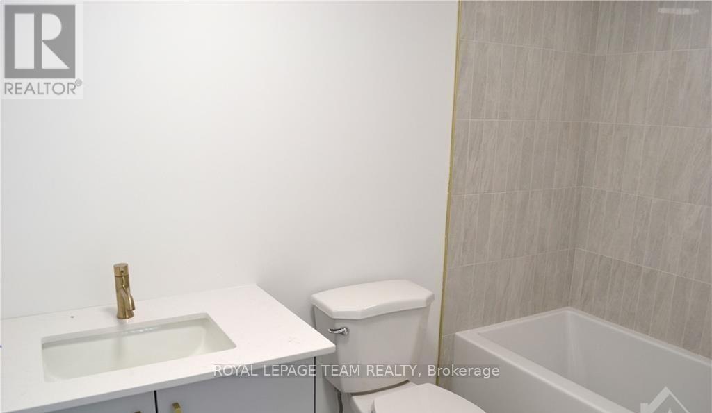 503 Athlone Avenue, Ottawa, Ontario  K1Z 5M9 - Photo 28 - X12449100