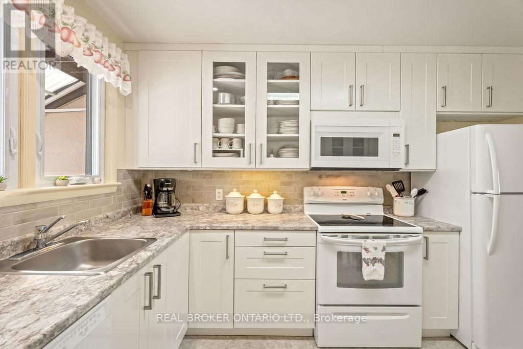 510 Oxford Street E, North Grenville, Ontario  K0G 1J0 - Photo 7 - X12449119