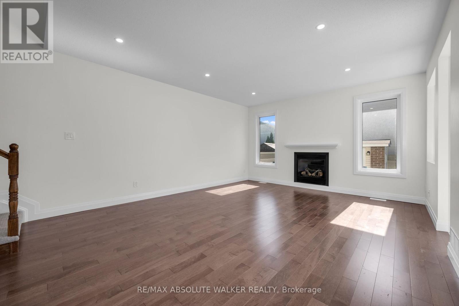 424 Nittany Crescent, Ottawa, Ontario  K2J 5P1 - Photo 11 - X12449154