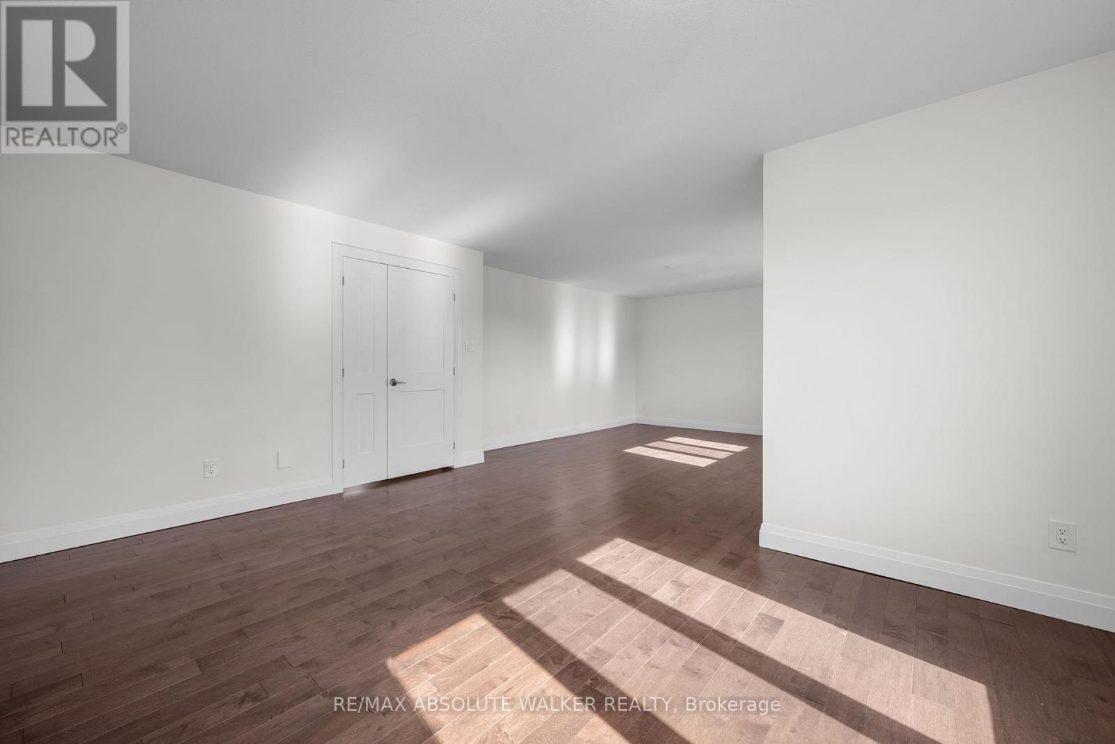 424 Nittany Crescent, Ottawa, Ontario  K2J 5P1 - Photo 20 - X12449154