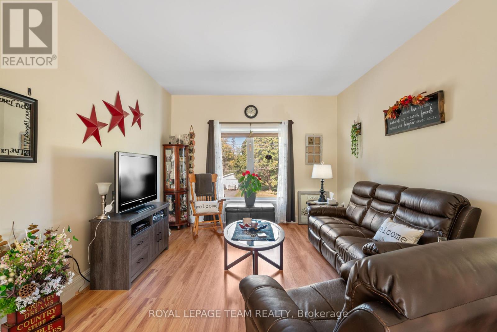 477 Clarence Street, North Dundas, Ontario  K0C 2K0 - Photo 12 - X12449215