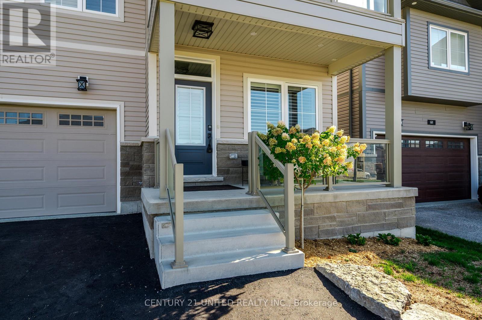 58 York Drive, Peterborough (Monaghan Ward 2), Ontario  K9K 0H8 - Photo 3 - X12420715