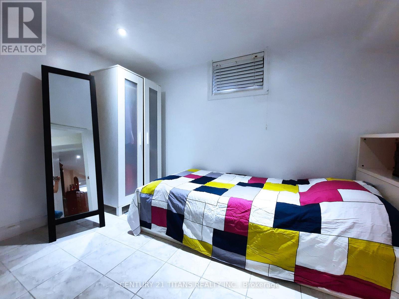 3 Saugeen Crescent, Toronto, Ontario  M1K 3M8 - Photo 22 - E12448985