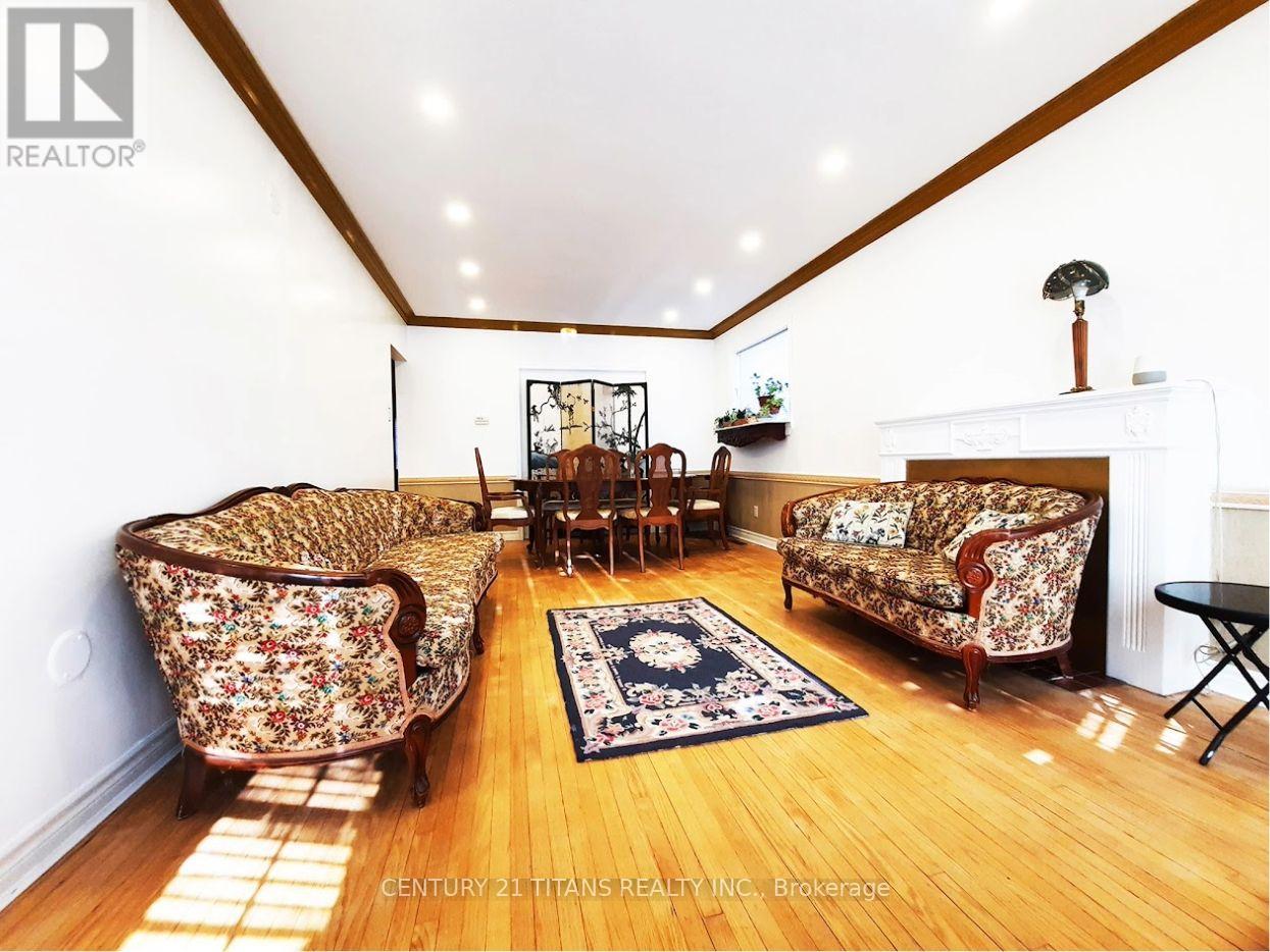 3 Saugeen Crescent, Toronto, Ontario  M1K 3M8 - Photo 7 - E12448985
