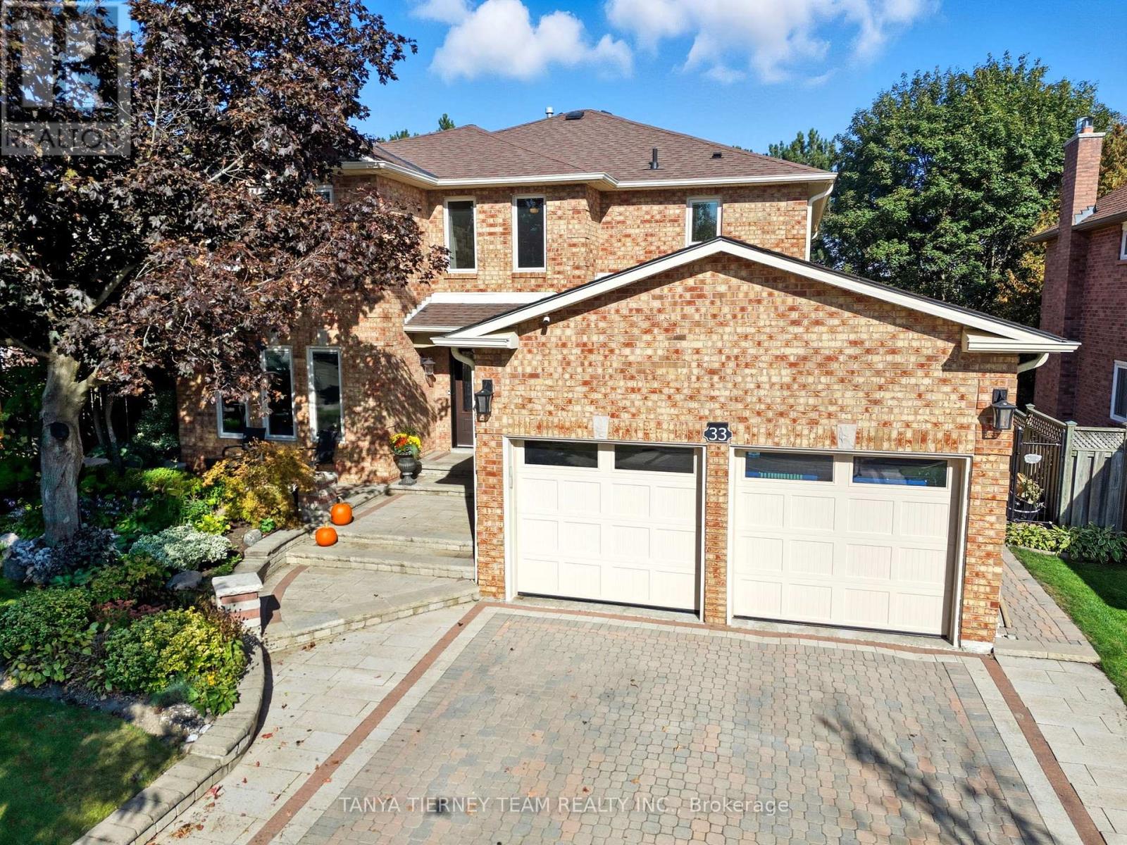 33 Simms Drive, Ajax, Ontario  L1T 3J5 - Photo 1 - E12448991