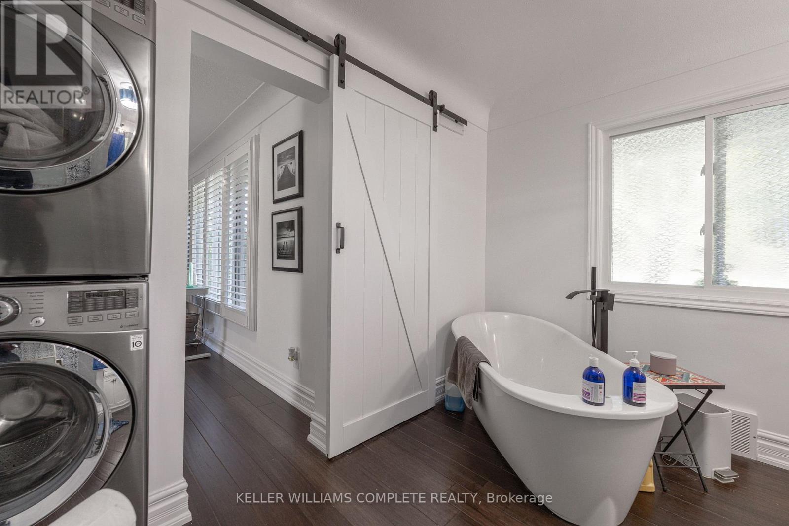 7200 Mountain Road, Niagara Falls, Ontario  L2E 6S4 - Photo 23 - X12449162