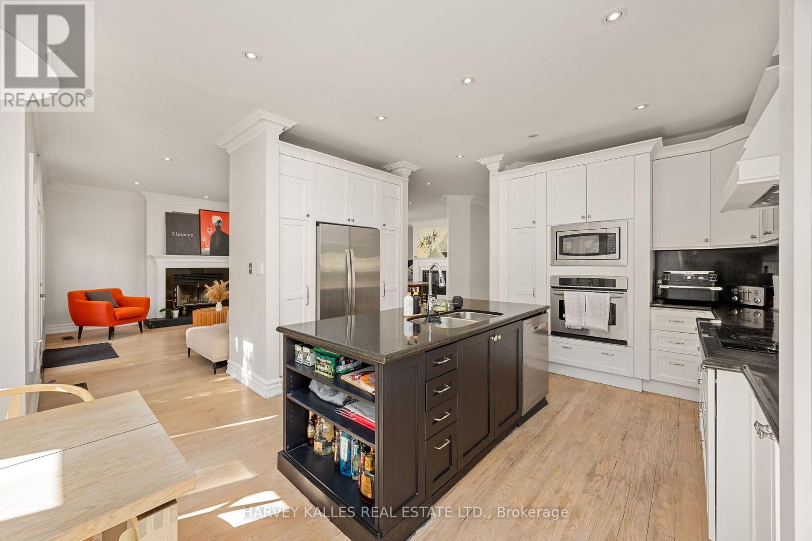 115 Johnston Avenue, Toronto, Ontario  M2N 1H1 - Photo 10 - C12448933