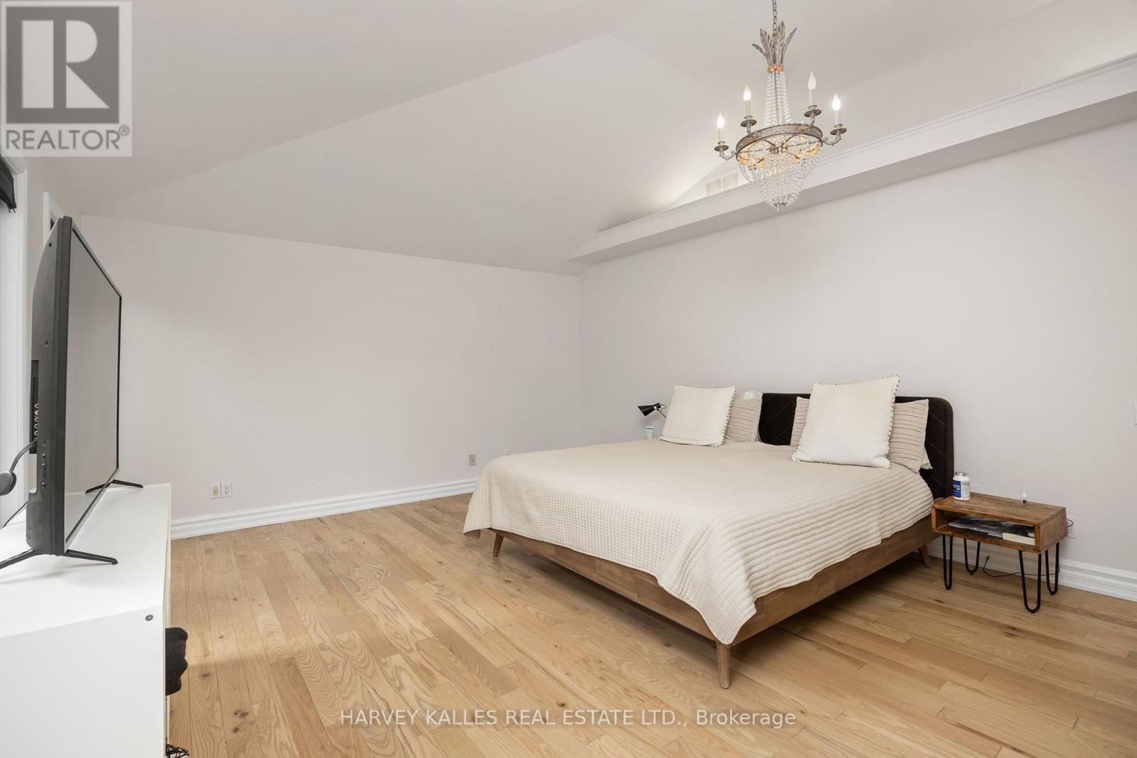 115 Johnston Avenue, Toronto, Ontario  M2N 1H1 - Photo 17 - C12448933
