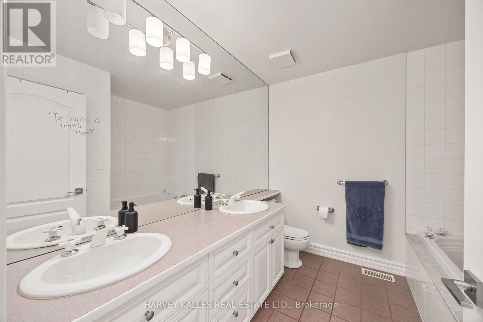 115 Johnston Avenue, Toronto, Ontario  M2N 1H1 - Photo 24 - C12448933
