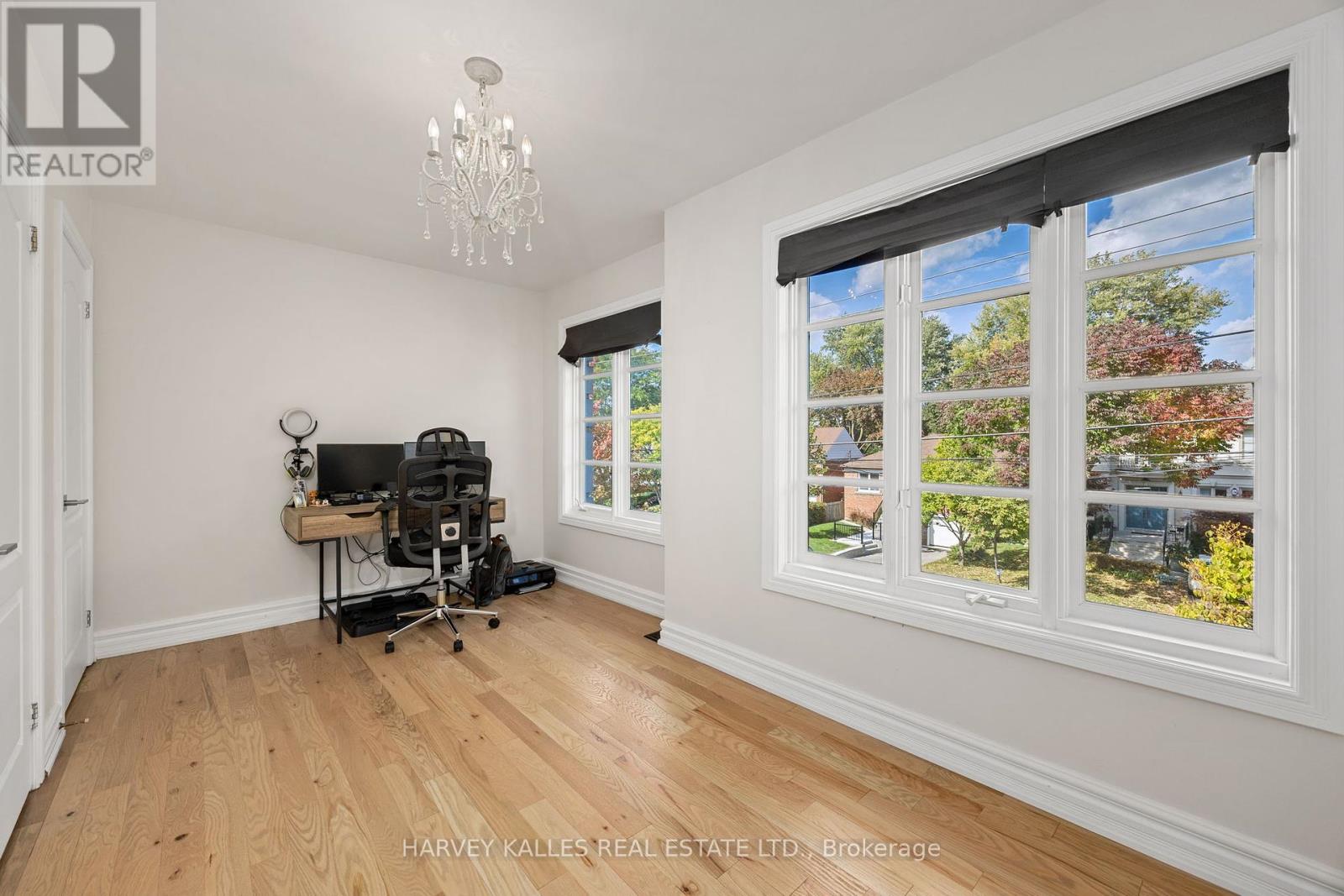 115 Johnston Avenue, Toronto, Ontario  M2N 1H1 - Photo 25 - C12448933