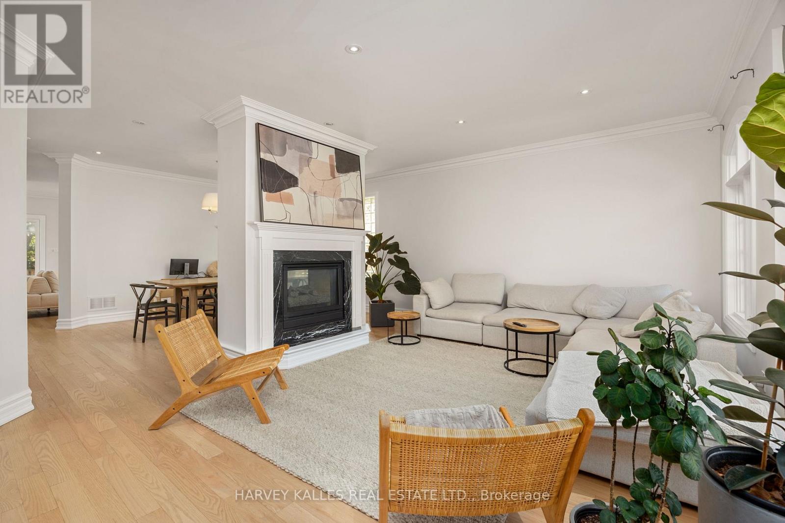 115 Johnston Avenue, Toronto, Ontario  M2N 1H1 - Photo 5 - C12448933
