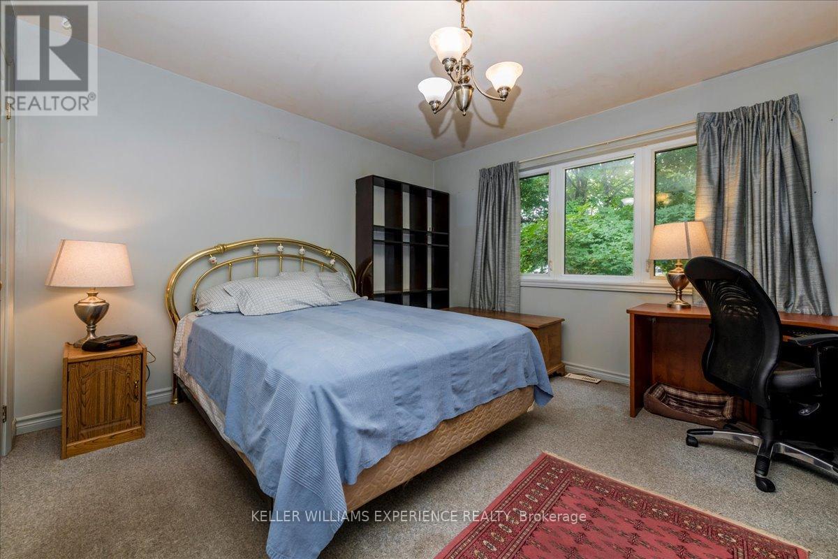 865 Blackwoods Avenue, Innisfil (Alcona), Ontario  L9S 1S8 - Photo 10 - N12448950