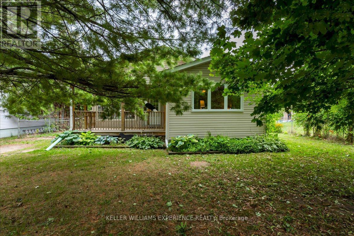 865 Blackwoods Avenue, Innisfil (Alcona), Ontario  L9S 1S8 - Photo 15 - N12448950