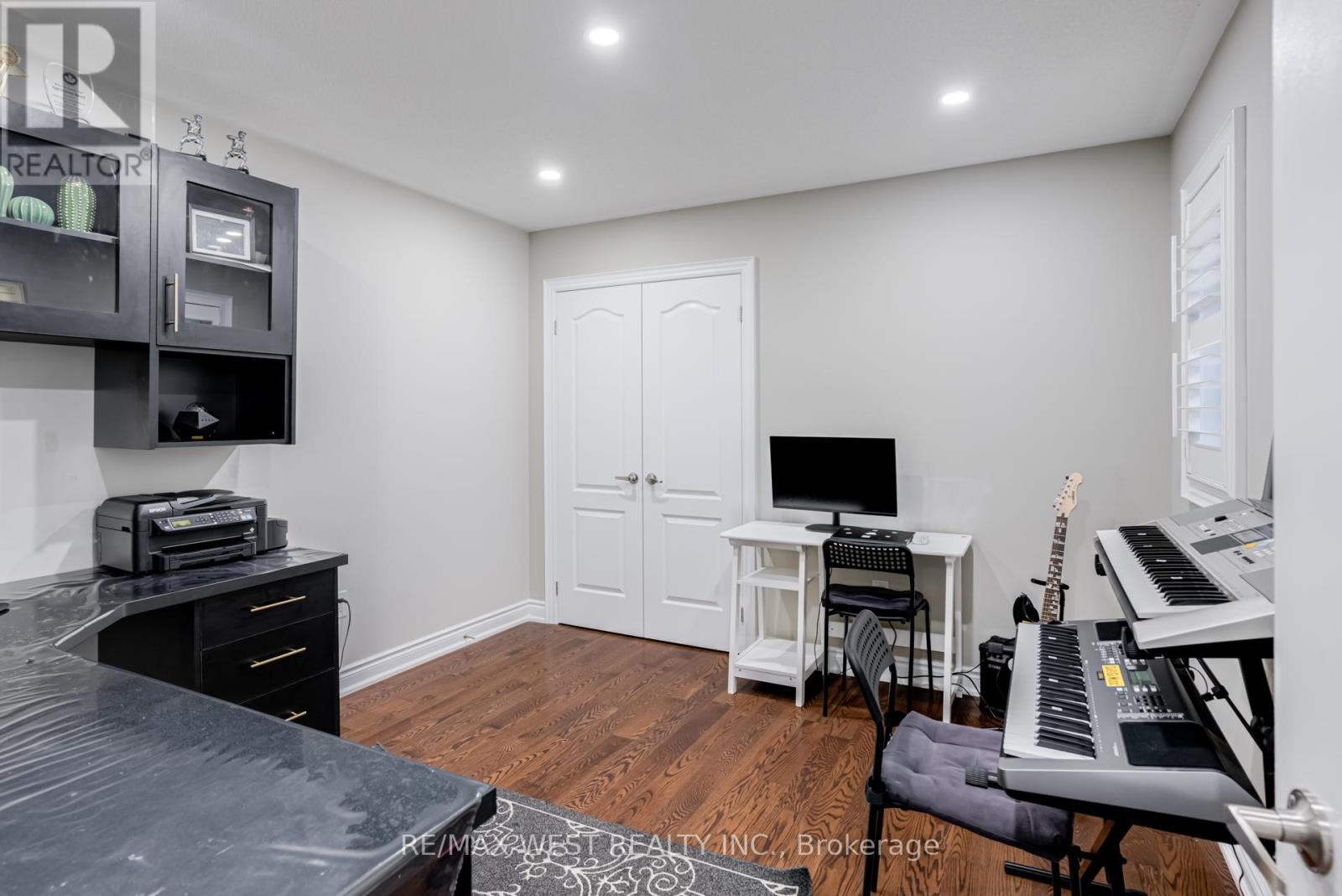 238 Wardlaw Place, Vaughan (Vellore Village), Ontario  L4H 3L7 - Photo 22 - N12448952