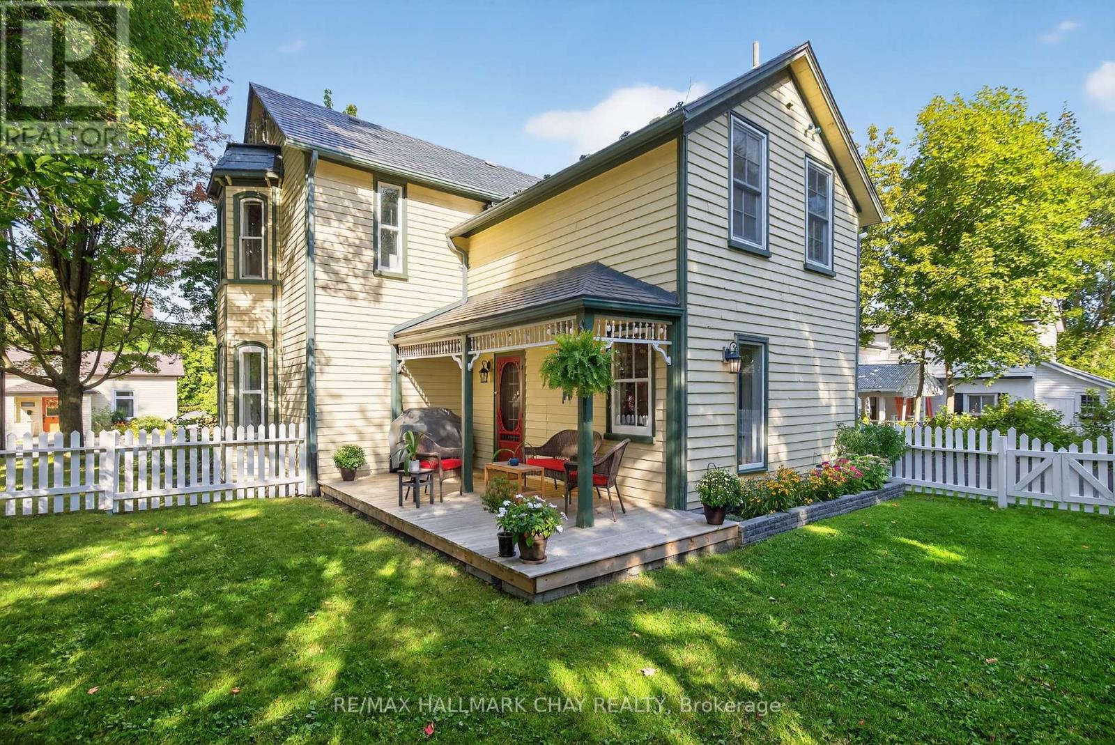 221 Prospect Street, Newmarket (Central Newmarket), Ontario  L3Y 3T8 - Photo 29 - N12448971