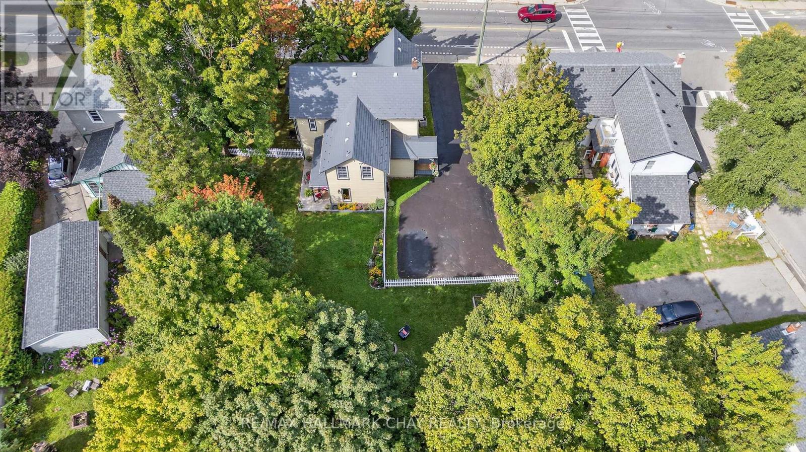 221 Prospect Street, Newmarket (Central Newmarket), Ontario  L3Y 3T8 - Photo 38 - N12448971