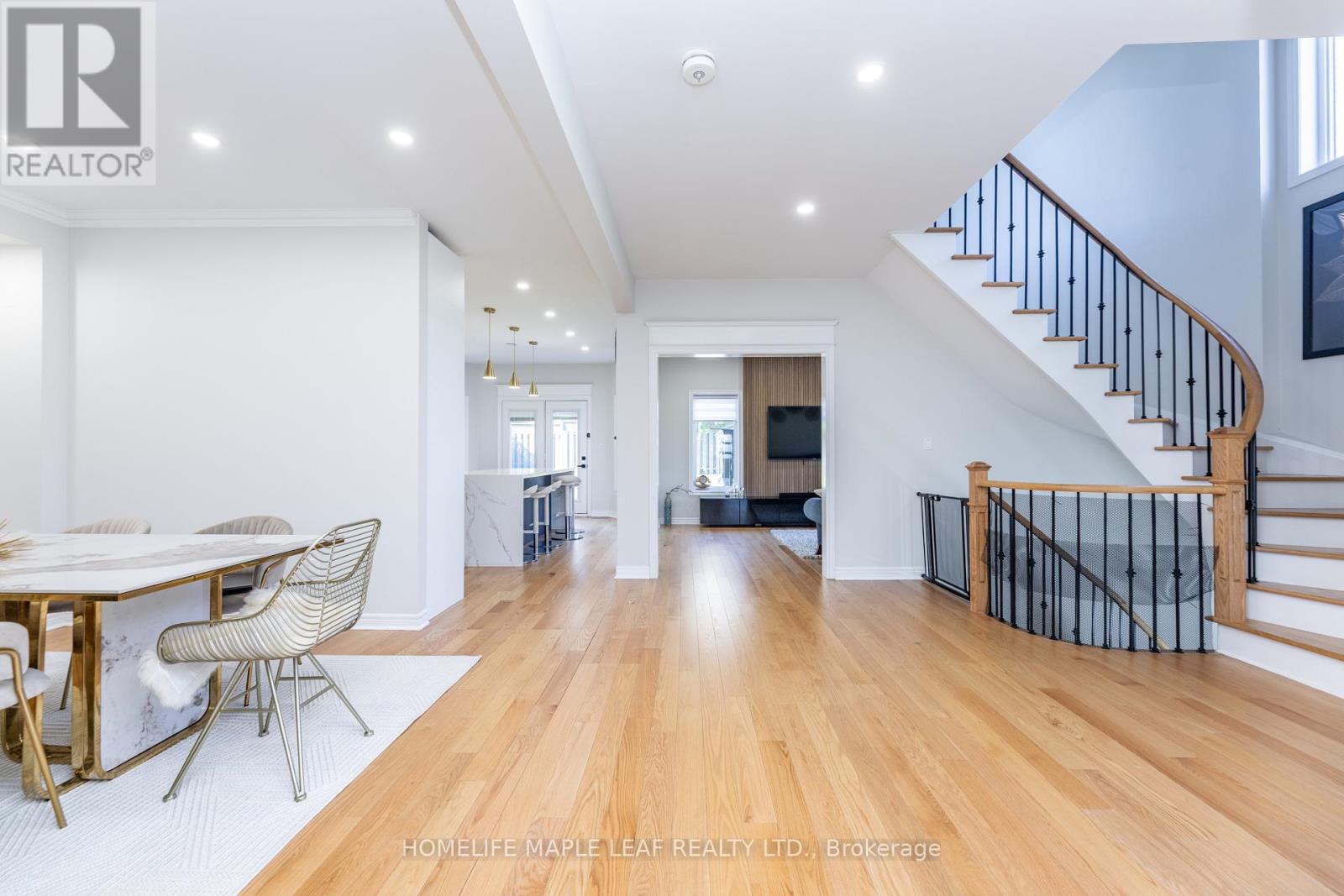 238 Devonsleigh Boulevard, Richmond Hill, Ontario  L4S 2P8 - Photo 10 - N12448988