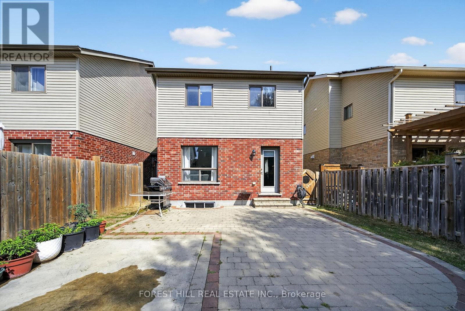 160 Banting Crescent, Essa (Angus), Ontario  L0M 1B6 - Photo 28 - N12449014