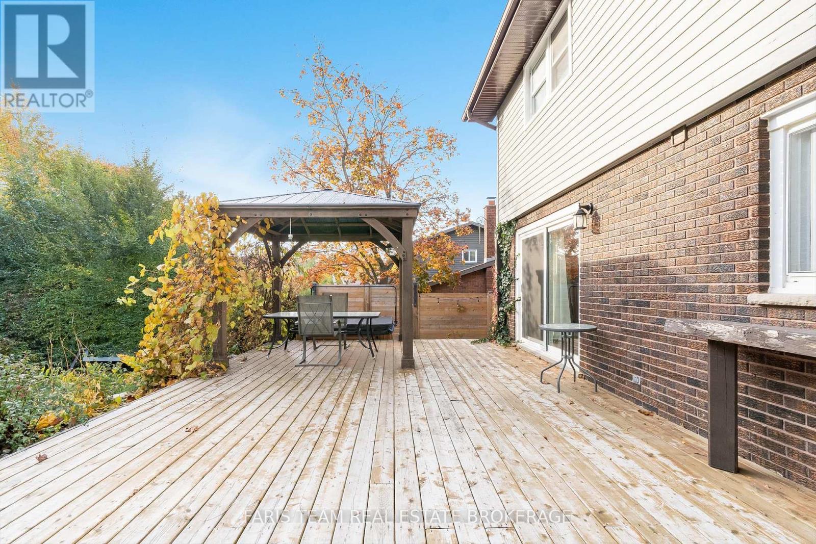27 Garrett Crescent, Barrie, Ontario  L4M 5K7 - Photo 43 - S12448582