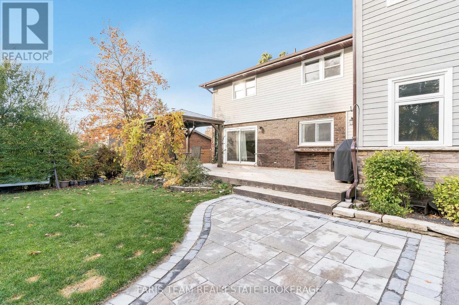 27 Garrett Crescent, Barrie, Ontario  L4M 5K7 - Photo 42 - S12448582