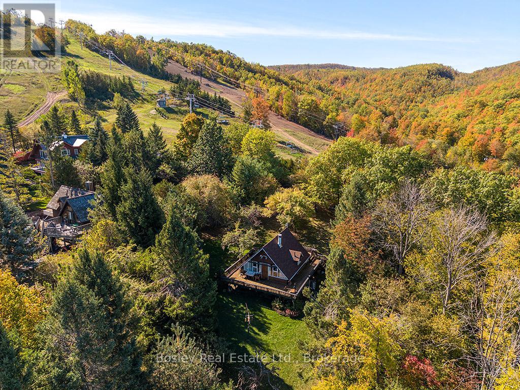 3 - 242 Arrowhead Road, Blue Mountains, Ontario  L9Y 0S1 - Photo 8 - X12449194