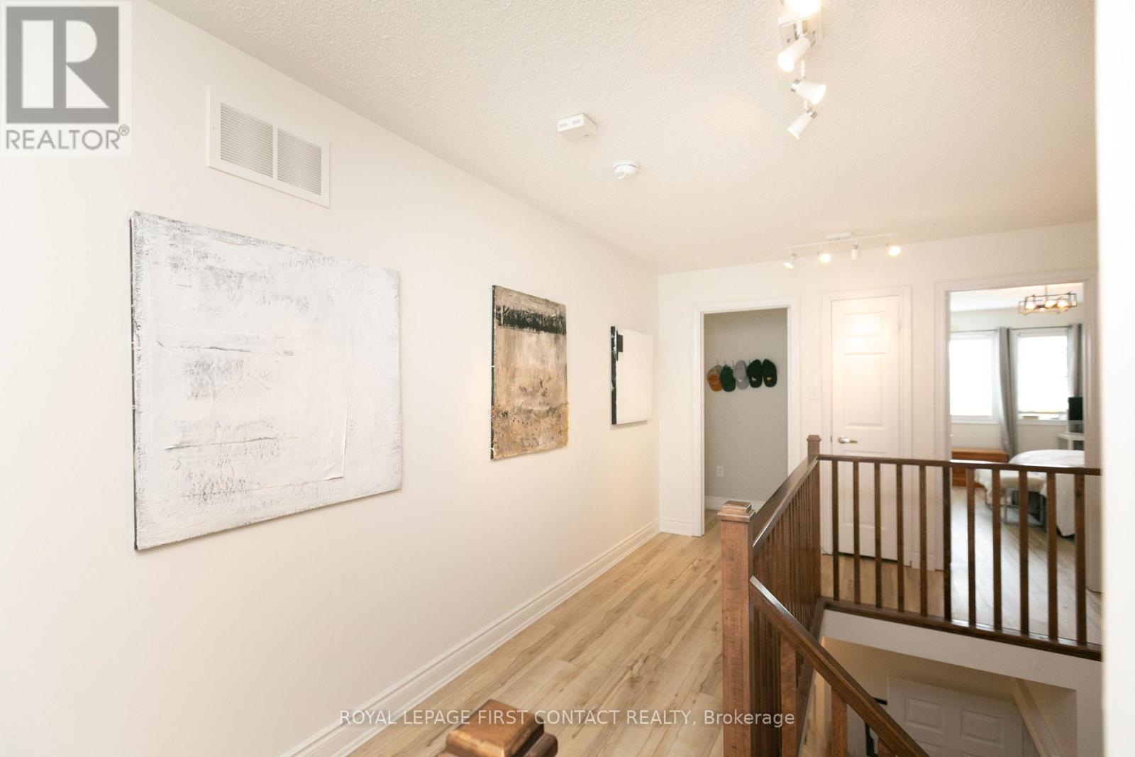 53 Tudor Crescent, Barrie, Ontario  L4M 0A8 - Photo 21 - S12448925