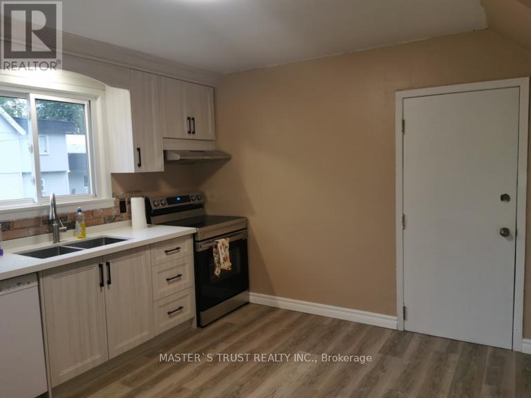 1 - 89 Westmount Drive S, Orillia, Ontario  L3V 6E1 - Photo 5 - S12448974
