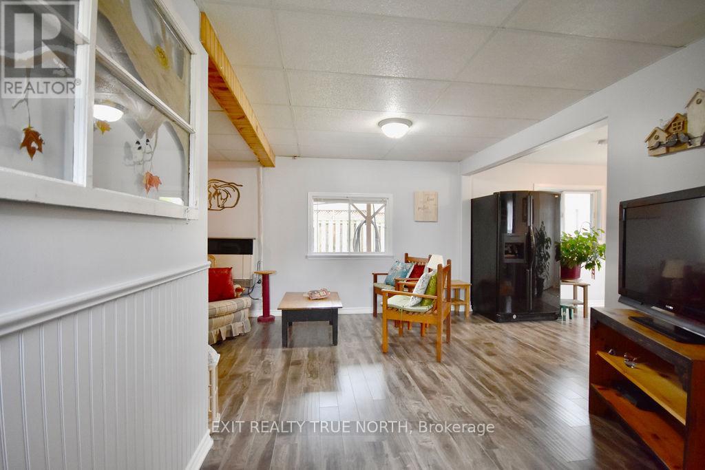 5632 Penetanguishene Road, Springwater (Elmvale), Ontario  L0L 1P0 - Photo 16 - S12448975