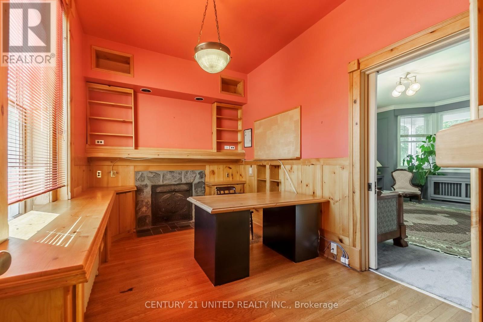 463 Hunter Street W, Peterborough, Ontario  K9H 2M7 - Photo 10 - X12449068