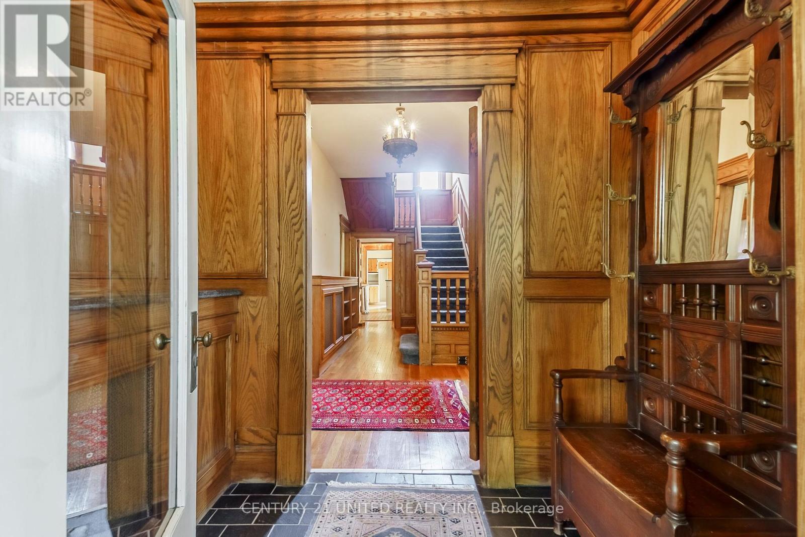 463 Hunter Street W, Peterborough, Ontario  K9H 2M7 - Photo 4 - X12449068