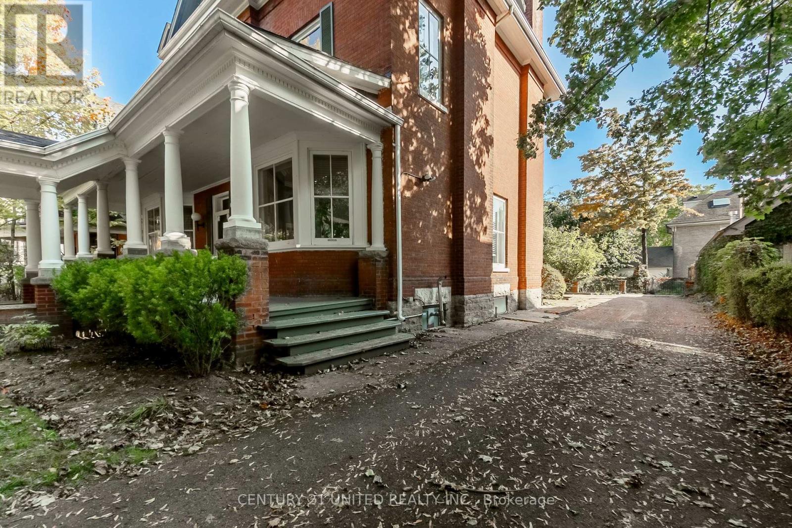 463 Hunter Street W, Peterborough, Ontario  K9H 2M7 - Photo 45 - X12449068