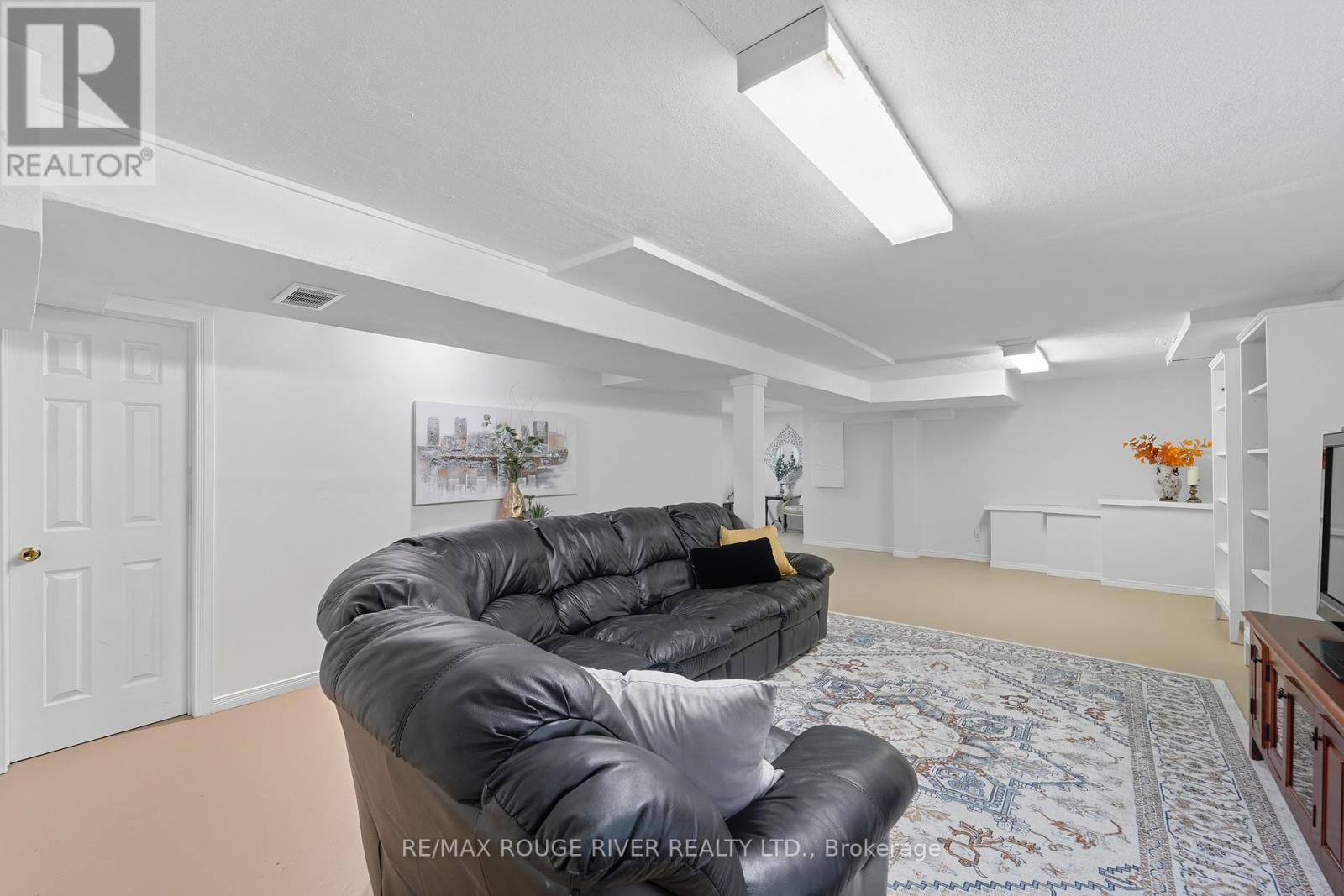 270 Lakeview Court, Cobourg, Ontario  K9A 5C4 - Photo 36 - X12449126
