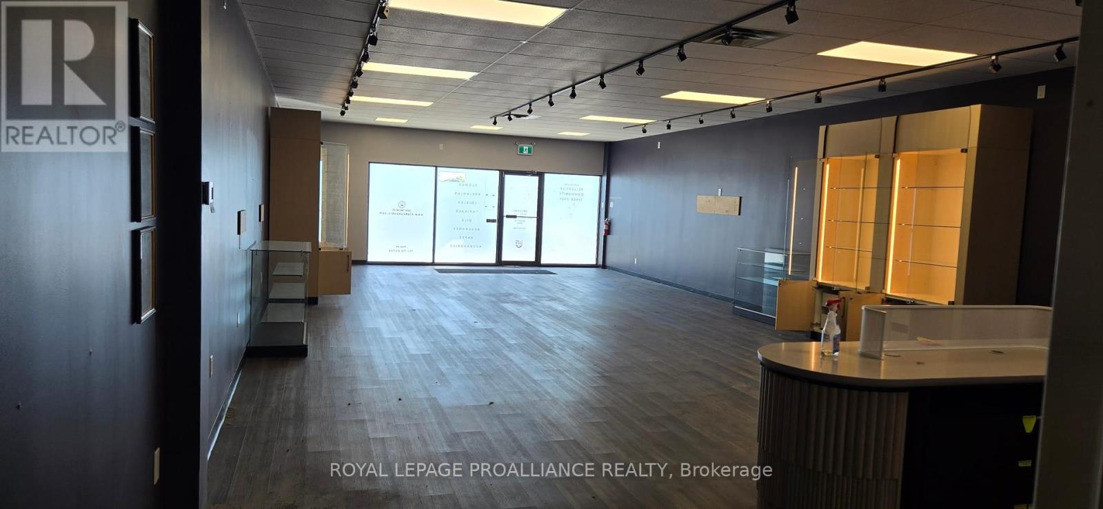 Unit 4 - 48 Dundas Street W, Belleville, Ontario  K8P 1A3 - Photo 3 - X12449218