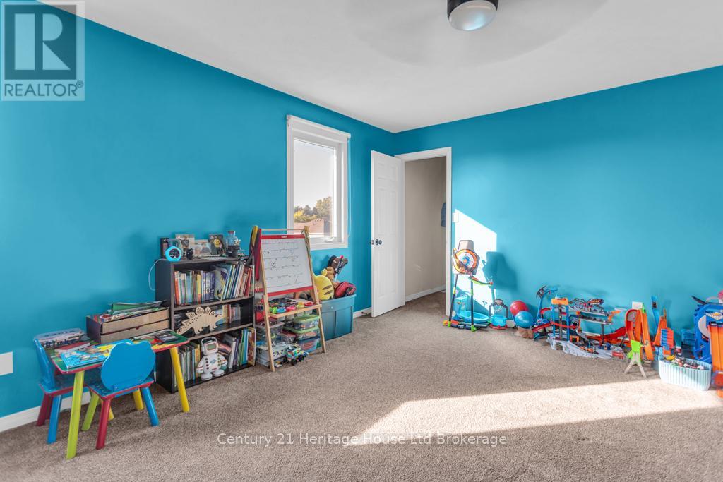 209 North Street E, Tillsonburg, Ontario  N4G 1B8 - Photo 12 - X12449221