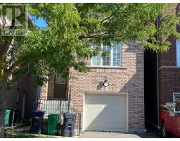 33 CARANCI CRESCENT, Brampton, Ontario