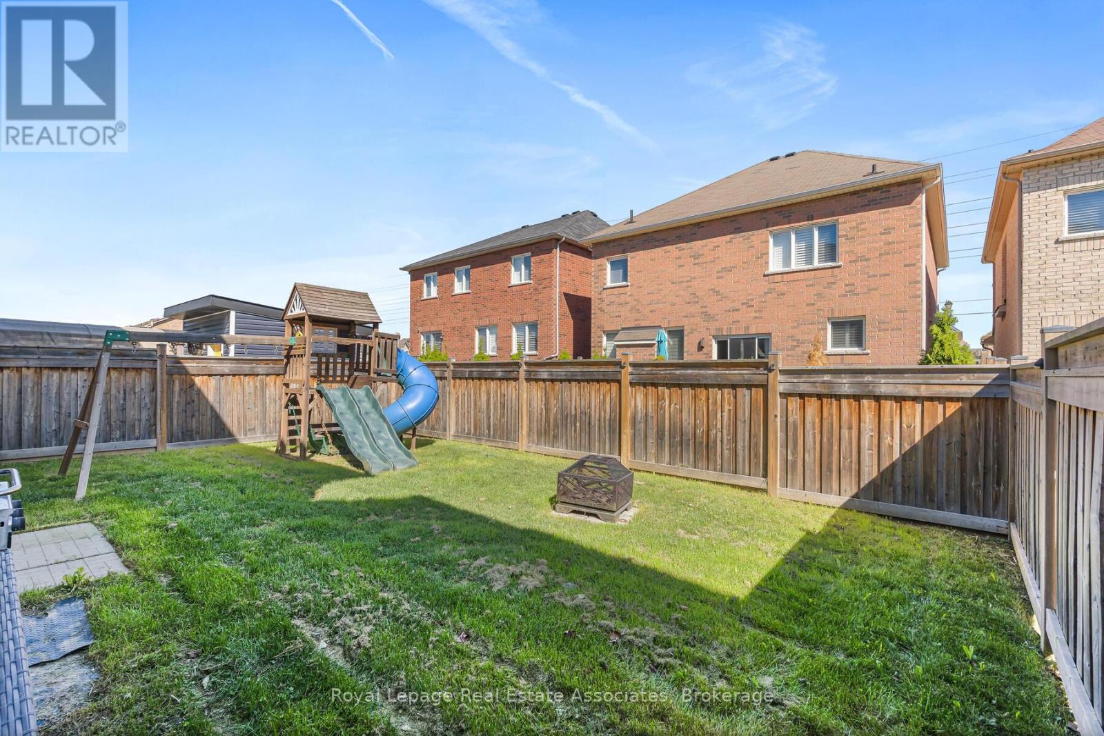 405 Hincks Drive, Milton, Ontario  L9T 8T6 - Photo 29 - W12448935