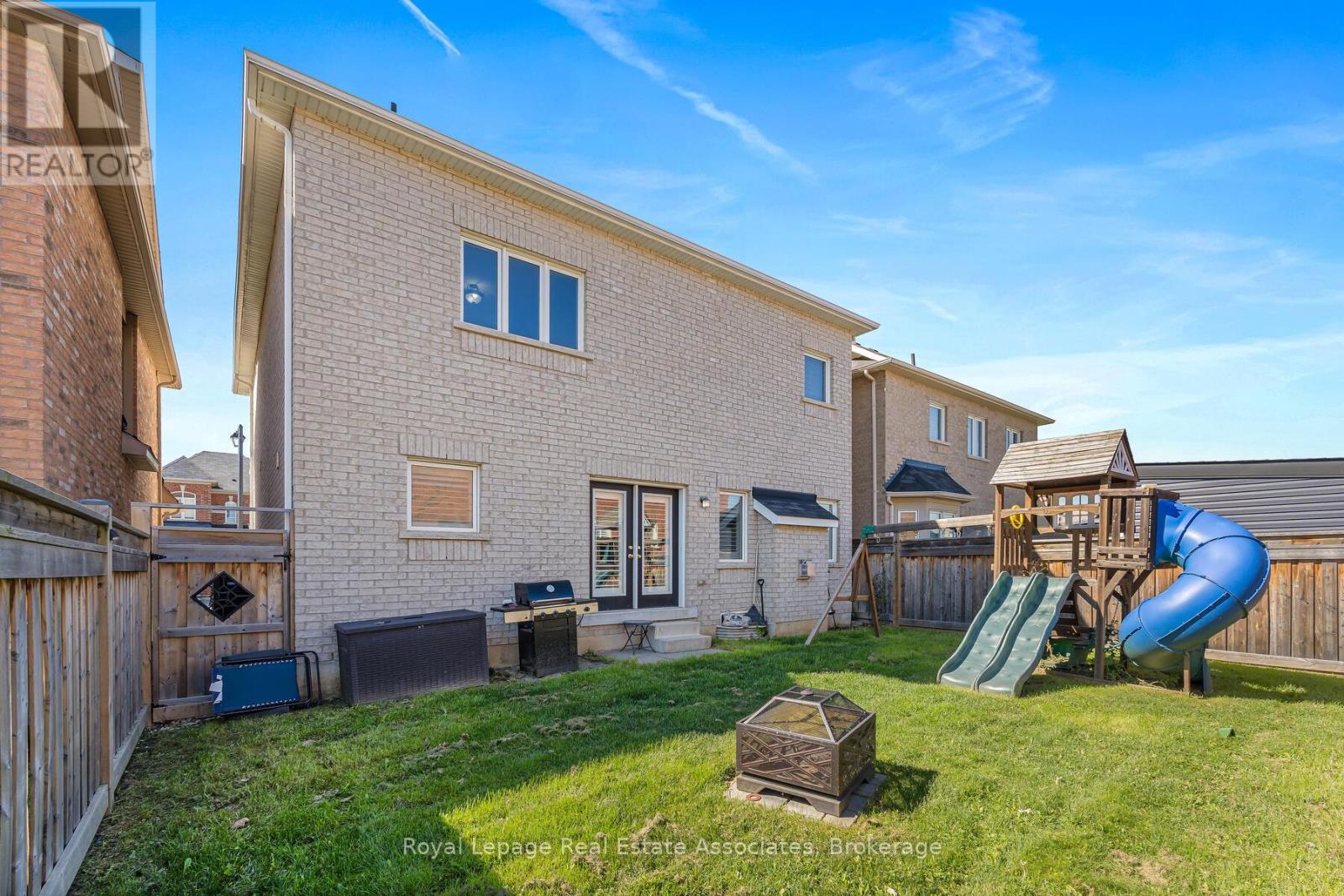 405 Hincks Drive, Milton, Ontario  L9T 8T6 - Photo 30 - W12448935