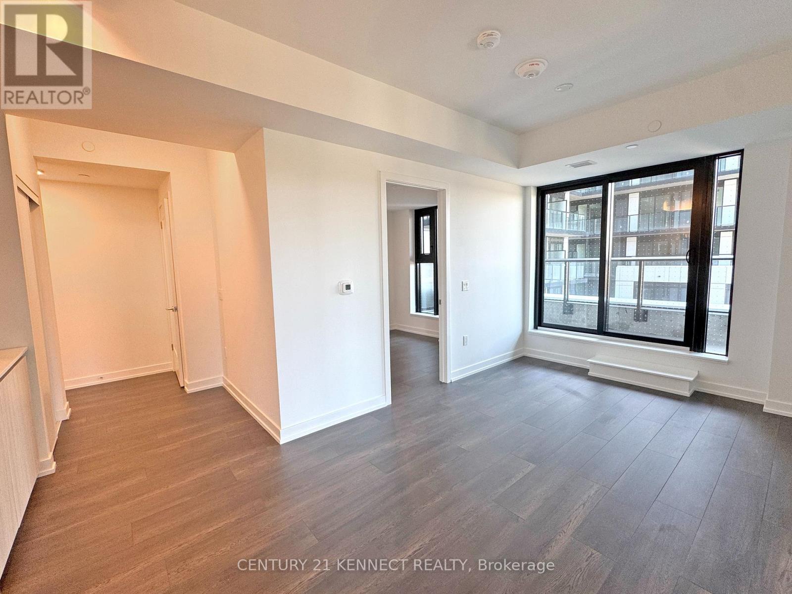 606 - 801 The Queensway, Toronto, Ontario  M8Z 6A8 - Photo 2 - W12448938