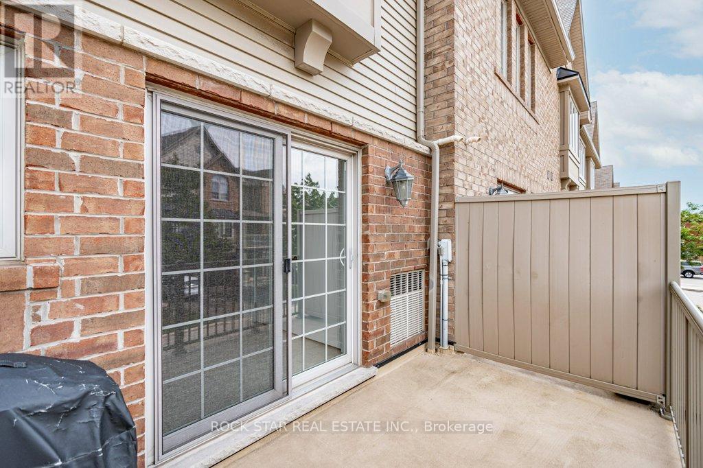 28 - 1401 Plains Road E, Burlington, Ontario  L7R 0C2 - Photo 14 - W12448955