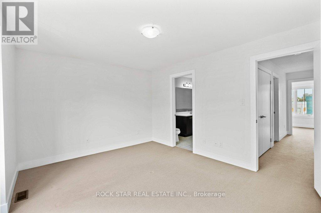 28 - 1401 Plains Road E, Burlington, Ontario  L7R 0C2 - Photo 16 - W12448955